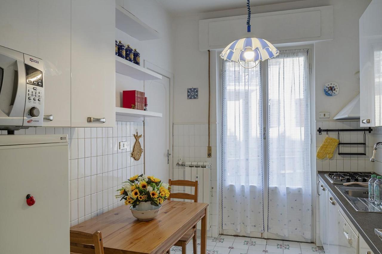 Homey Seaview Apartment By Wonderful Italy Genova Esterno foto