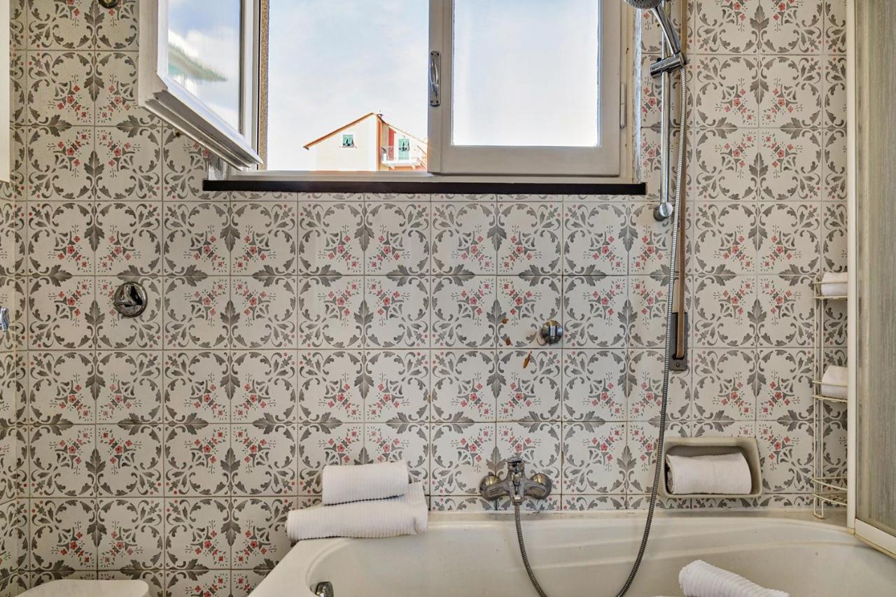 Homey Seaview Apartment By Wonderful Italy Genova Esterno foto